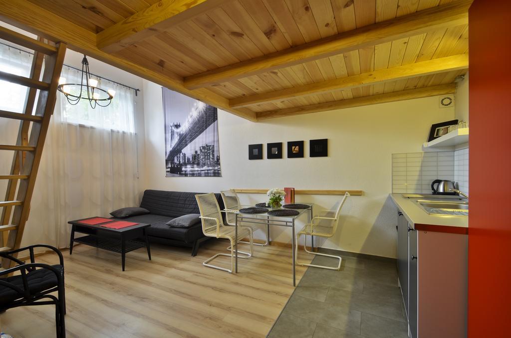 Bed&Breakfast Mikunda Chrzanów Rom bilde